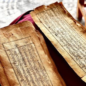 破損、缺頁及缺失封面